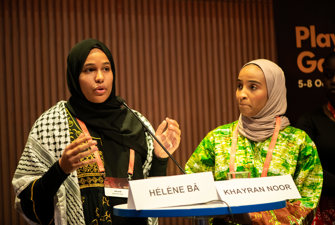 Hélène Bâ (left) and Khayan Noor